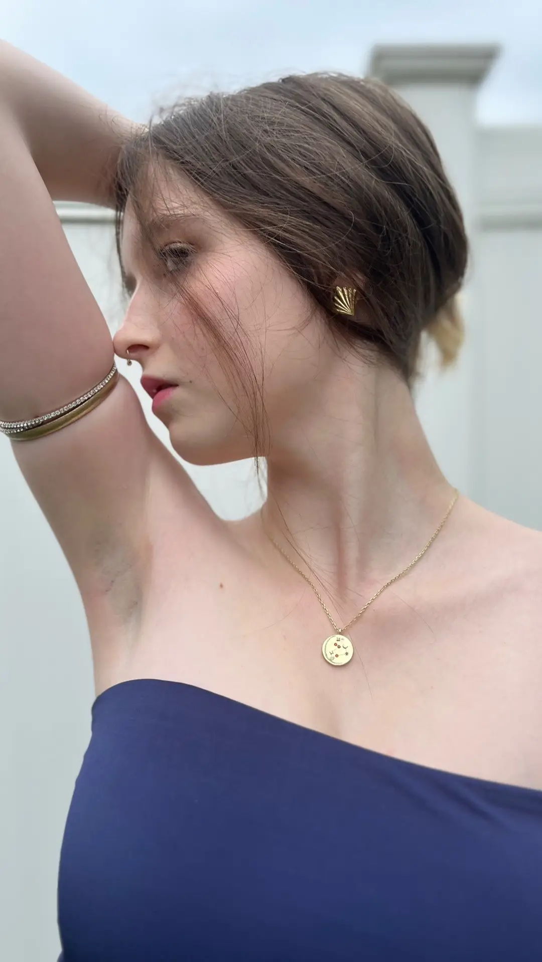 See the rest of the pictures! On my instagram unoangryone #fyp #07 #wlw #OOTD #OOTD #outfit #pictures #pictureperfect 