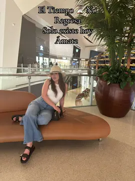 ⏳el tiempo que se fue no  regresa ,solo existe el hoy ,ámate!! 💖#fyp #mujer 