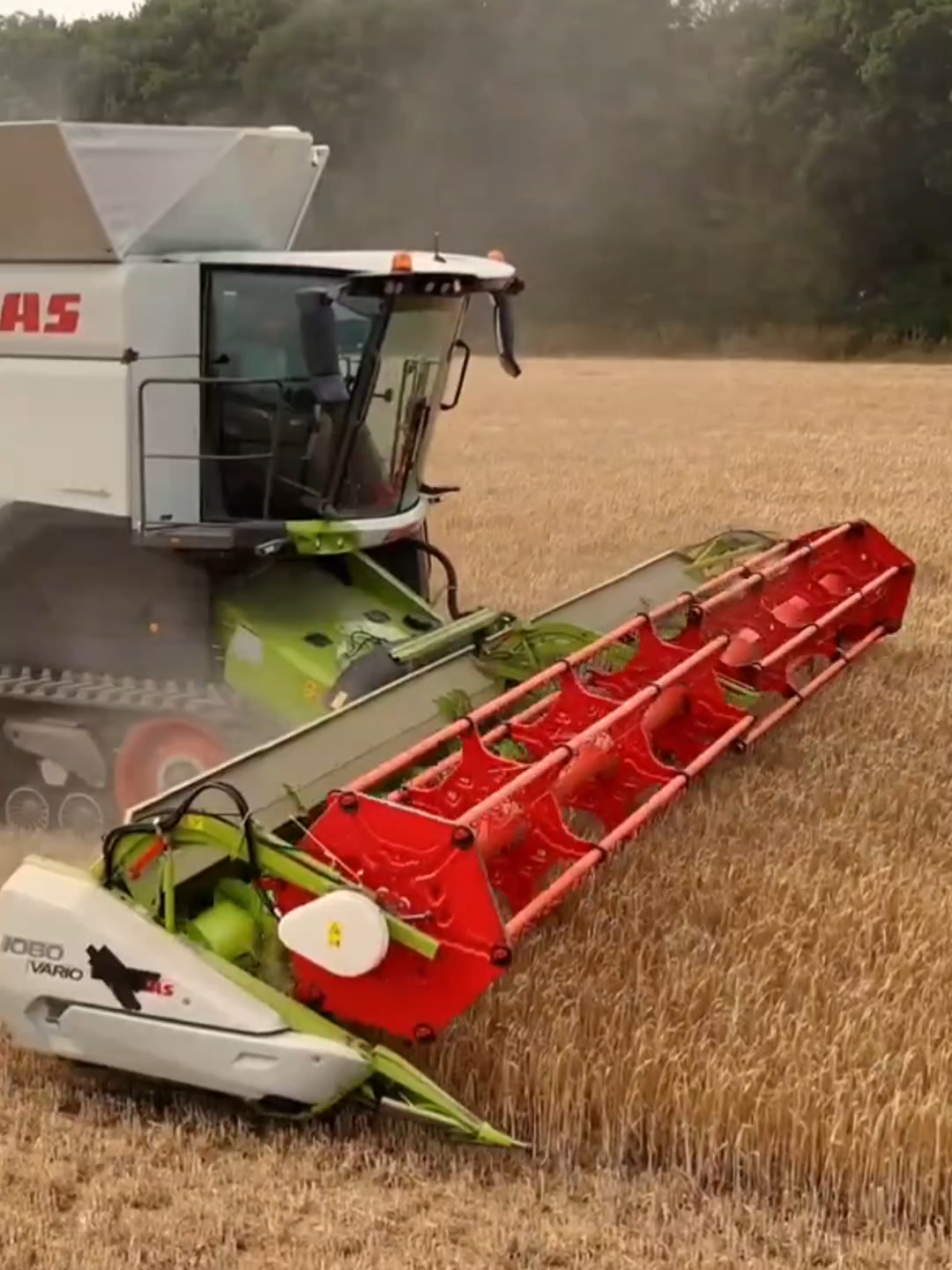 #johndeere #tractor #ploughing #fendt