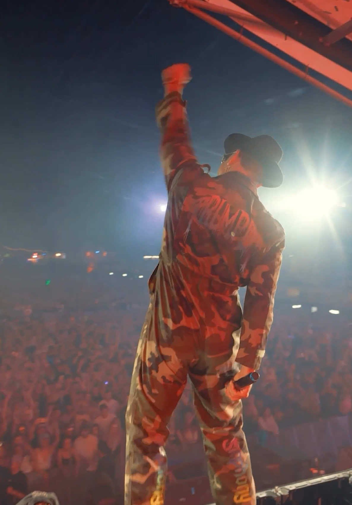 Frank Sinatra 🤝 hardstyle. Thank you @Electric Love Festival!! 🇦🇹