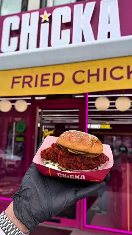 📍Birmingham's finest Nashville burgers 🍔 🍟 . Location : B26 1PB  . . . . . . #chicka #birmingham #Foodie #fyp #placestoeat