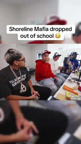 Shoreline Mafia (Fenix Flexin) tells N3on he dropped out of school, but look at them now🔥#n3on #shorelinemaifa #viral 