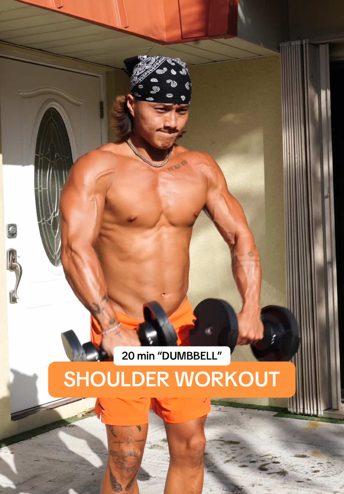 You are the only person who can make better changes for your life. You va you everyday #shoulderworkout #shoulders #bangfit 