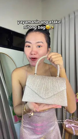 Loving this shining, shimmering, splendid bag💗💅🏻✨ #glitterbag #smalbag #bagrecommendation #clutchbag #formalbag #eventbag 