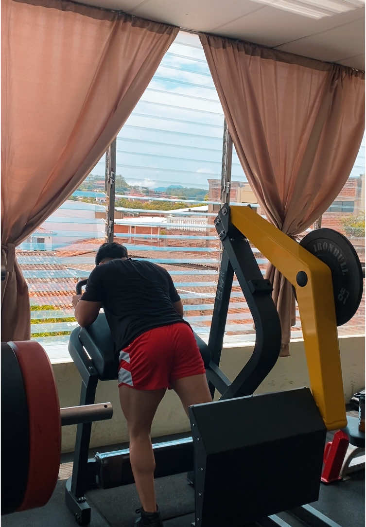 New machines ✅🔱🏡  @Paradise Gym  #gymmotivation #metapan #gym #maquinasgym #motivation #paradise #paratii #paratiiiiiiiiiiiiiiiiiiiiiiiiiiiiiii 