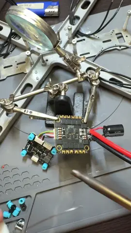 Пайка двигунів #fpvdroneshot #fpvbuild #fpv #підтримкаЗСУ #fpvdrone  