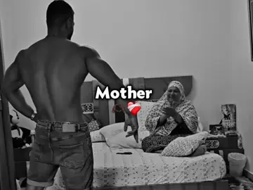 My mother is my life 🥹❤️🥀#viral_fypシ #foryoupage #fypシ゚ #ciyaal_xamar #viewsproblem💔😭 