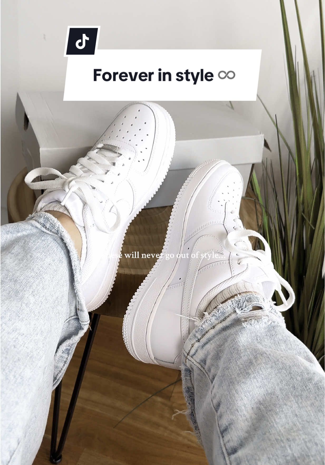 Stop forgetting about the all white Air Force 1s— it’s a classic that is NEVER going anywhere ☁️👟#whiteaf1 #airforce1 #whiteshoes #womensneakers #neutralsneakers #allwhiteshoes #classicshoes #cuteshoes #flykicks #dealsforyoudays 