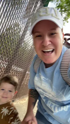 Come and enjoy the zoo and some lunch with us ASMR style!!!🤩✨🦩🦓🐅🐊🐒🦆🦉🐍🦎🐢🐧🐦🐤🐷🦥🦢🦚🦜🐓🐂🦒🦘🚂⛲️🧢🎒👟👟💁🏻‍♀️🧒🏼🧃🍞🥩🌶️😋 #fyp #zoo #asmr #arbys 