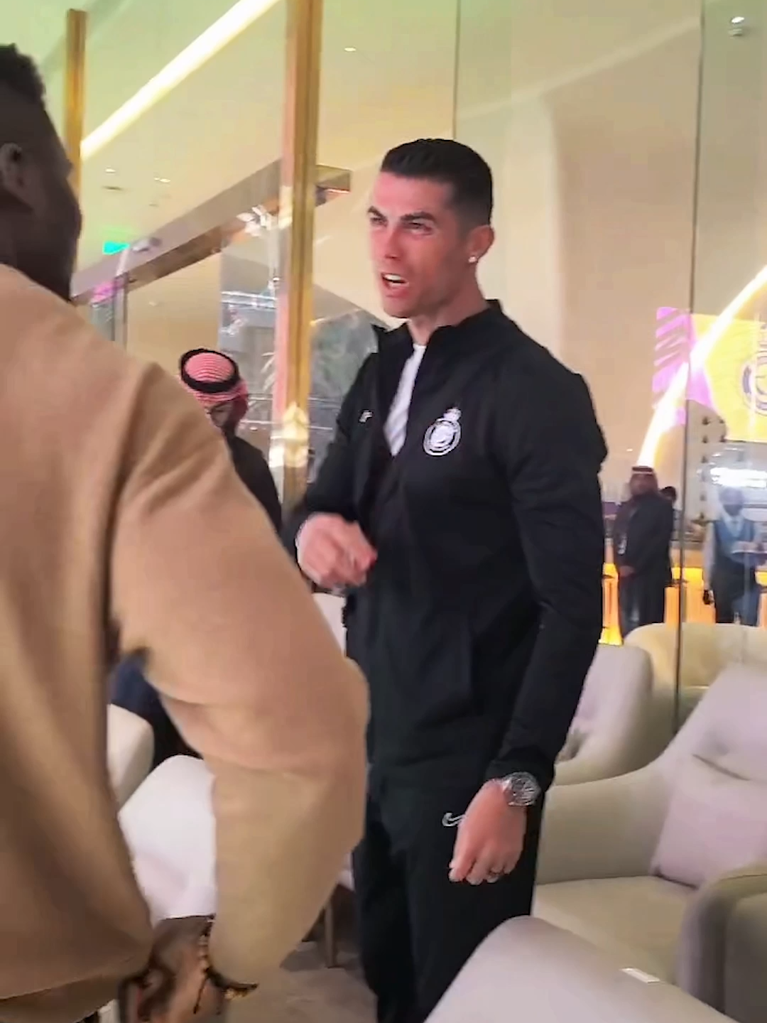 Ronaldo odeia muito esse garoto rico por causa do que ele fez #fyp
