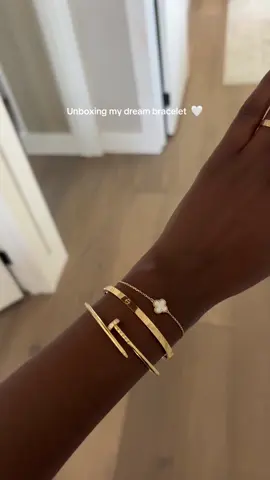 My dream bracelet stack is almost complete 🥹🤍 #lovebracelet #cartierlovebracelet #cartier #cartierbracelet #braceletstack 