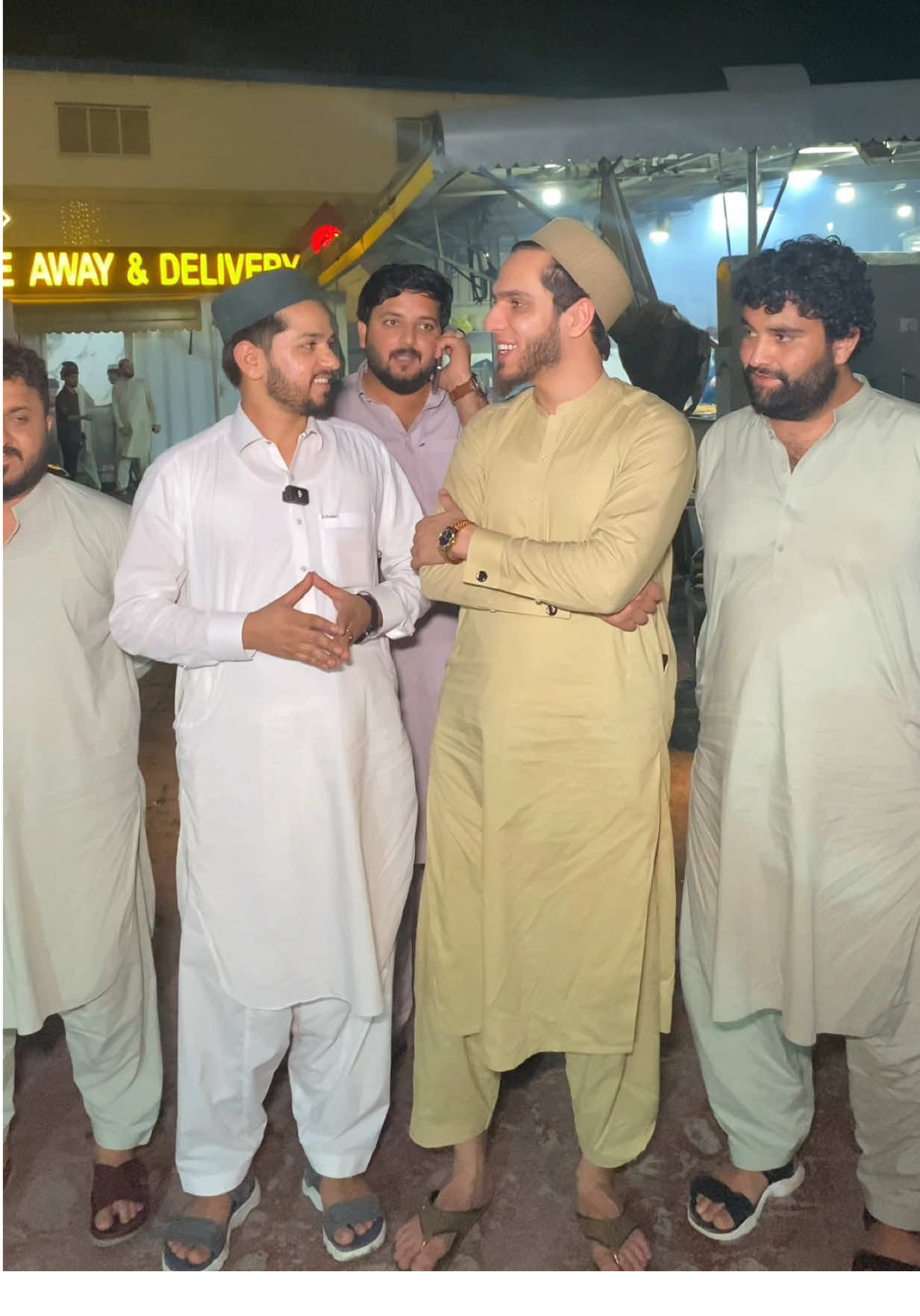 Most Welcome @Tayyab 😘❤️ #shinwarijoongara #shinwarijoongaralahamdampokh #peshawar #hammadkhanvlogs 
