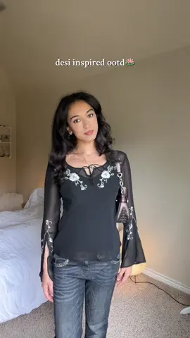 #desi #desifashion #southasian #fashioninspo #y2kfashion #y2kaesthetic #styleinspo #styletips 