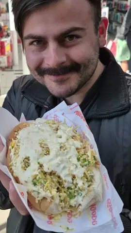 @Cachorro do Bigode é bom demais! qual é o teu cachorro quente favorito ? #centrohistorico #portoalegre #review #experimentando #cachorroquente