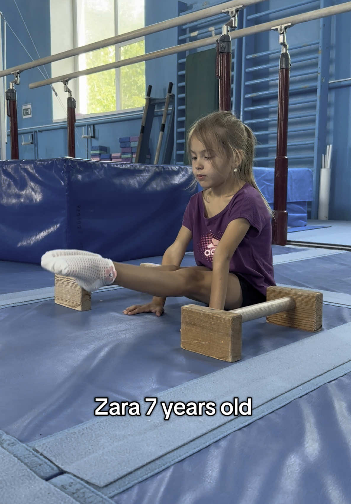 #acro #acrobaticgymnastics #circusgirl 