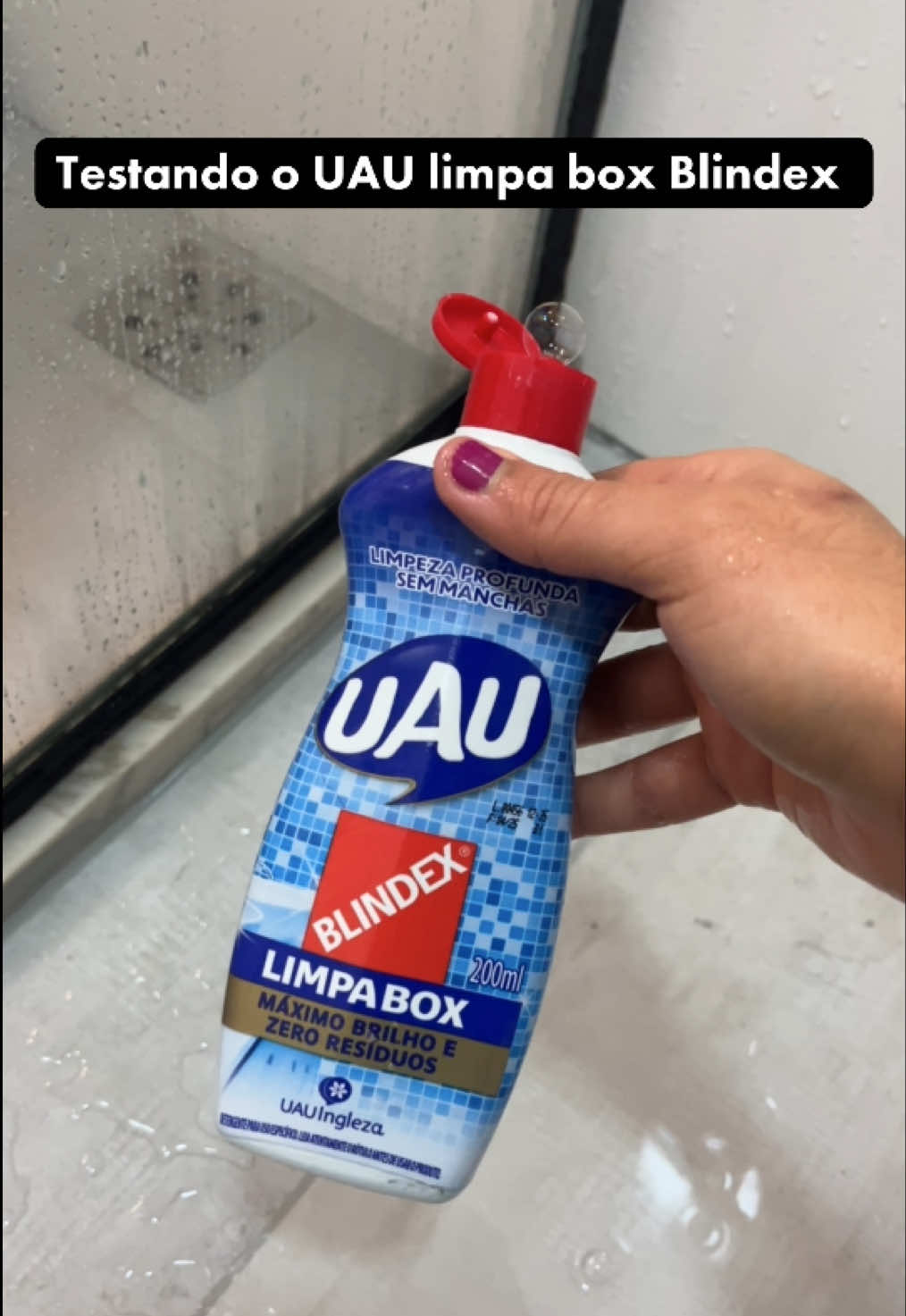 Testando o UAU limpa box blindex, dica poderosa de limpeza 😨😨 #uaubox #blindex #limpezadeblindex #limpezadacasa #dicadelimpeza #limpezadobanheiro #lavandoobanheiro #lavarbanheiro 