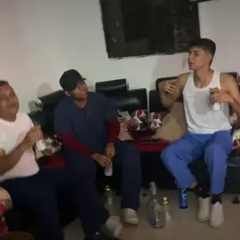 TODO DE CABEZA 🤕🔊 #kalethmorales #tododecabeza #vallenatosromanticos #musicaob #ob @Jefferson Gonzales #LIVEIncentiveProgram #LIVERewards #PaidPartnership 