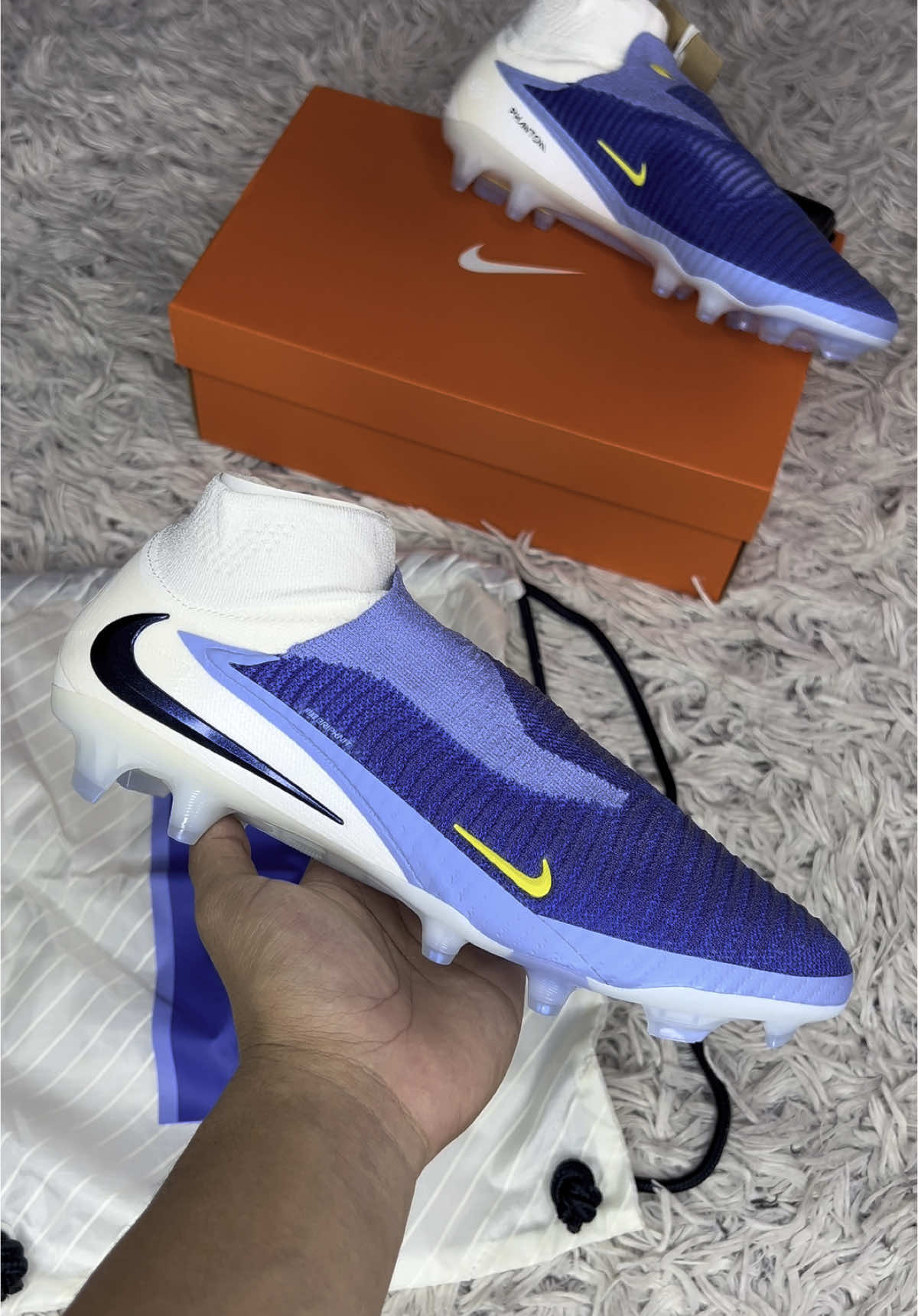 Nike Phantom 6 High Elite Fg LV8 Visita nuestro perfil 👐 @ejse__shop ✅ #nike #phantom #6 #high #elite #fg #lv8 #paratii 