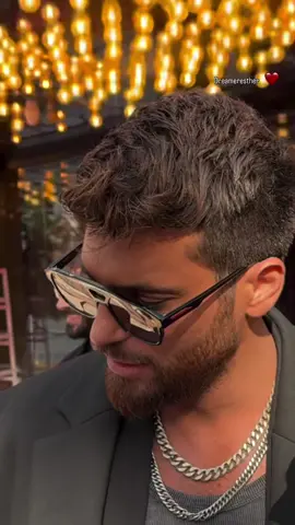 Video IG @dreameresther CAN ⚔️ SANDOKAN en Londres #CanYaman 