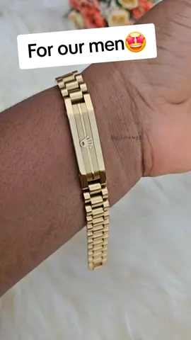 Gentlemen bracelet available in stock. High quality. 130gh #ghanajewelrystore #fyp #jewelry #ghanajewelryshop #ghanajewel #ghanajewelryseller #jewellery #ghanajewelry #ghanajewelryvendor 