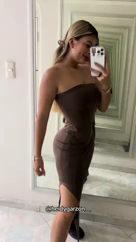 ✨#viralvideos #newmusic #cieliviola #holydays #heidygarzon #modelo #fypシ゚ 