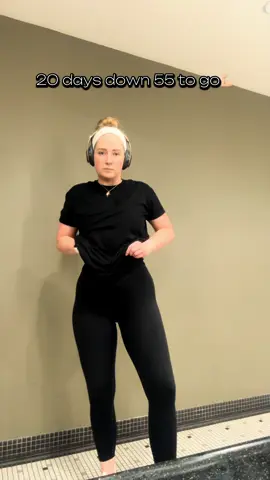 75 Day Soft challenge.. sticking to being gluten free. Taking care of myself mentally not just physically. Focusing on the good in my life not the bad. Down 7lbs in 20 days but more in sizes. Feeling better in my joints from my auto immune disease and really putting in the work. Keep going 💪🏼#selflove #fyp #personaltrainer #foryoupage #motivation #32andthriving #GymTok #75softchallenge 