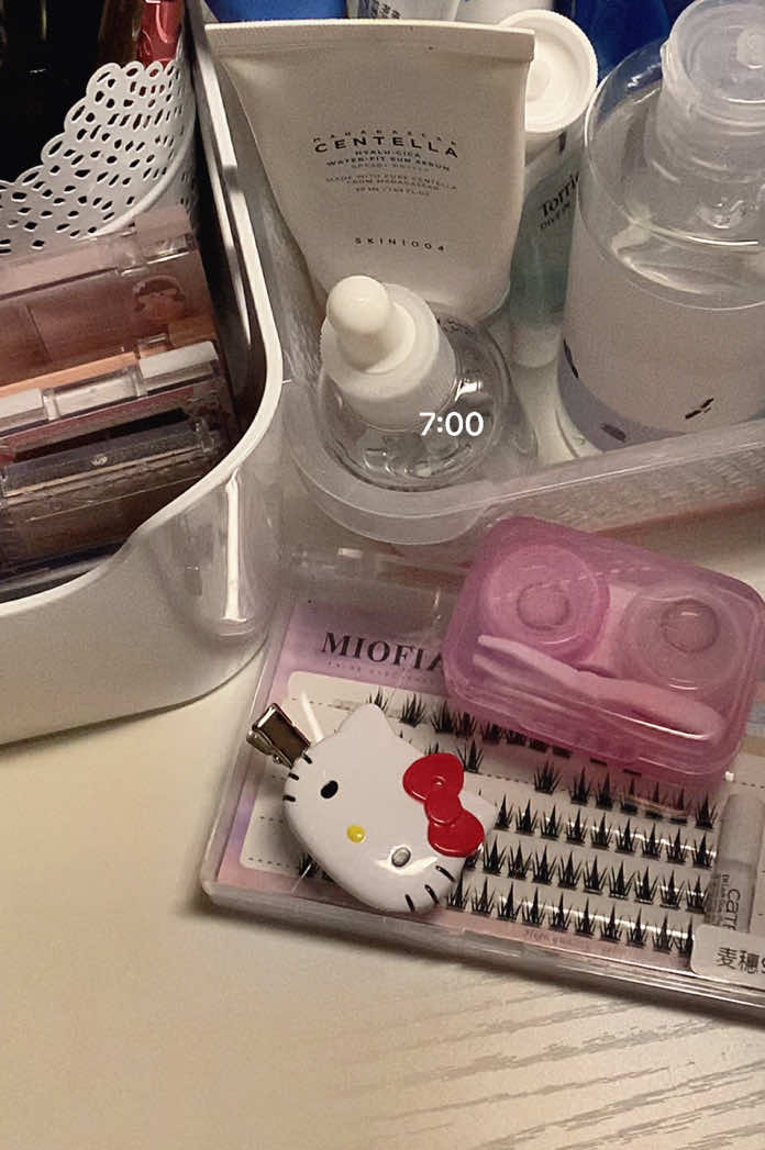 messy grwm vlog 𐔌՞. .՞𐦯🐇💭 #grwm #makeup #Vlog #skincare #DailyRoutine #getreadywithme 