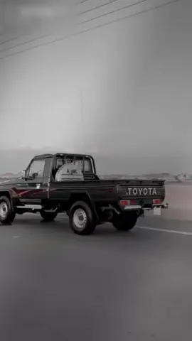 دنيا حدتنا حدة السيل ياحسين والوقت عيا مابحيله تحيــــــل