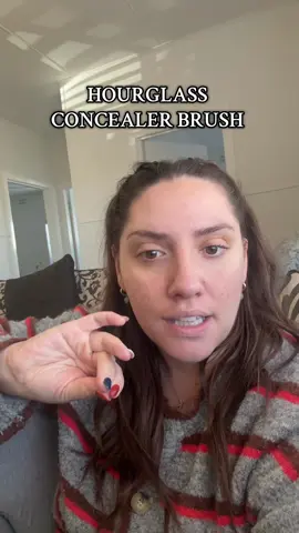 Tempting tempting tempting. Am I fixated yes? Is it a problem yes ?  #makeupbrushes #morphe #hourglass #concealerbrush #mecca #makeup #foryou #fyp #foryoupage 