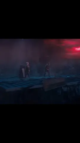 Most Metal Eveeeer!!! 🖤🤟🏼🎸 #rewatchingtheseries #rewatching #strangerthings4 #eddiemunson #strangerthingsfan #mostmetalever #masterofpuppets 🤟🏼🖤🔥