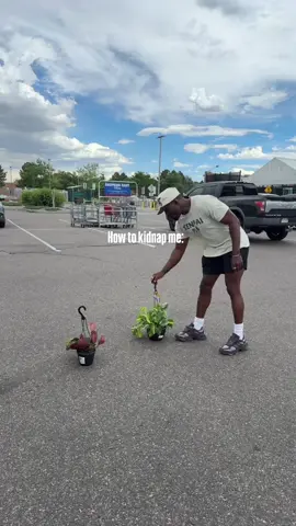 Would you get kidnapped like this? #plantparent 