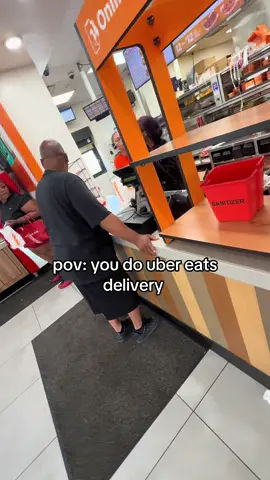 they ready to crashout over a lemonade 😂😂😂 #ubereats #uberdriver #popeyes 