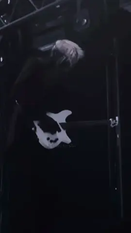 III playing Like That in his iconic red jacket. Lyon. 11.7.24 #sleeptoken #sleeptokeniii #iiisleeptoken #sleeptokenbass #bass #guitar #sleeptokenguitar #likethat #sleeptokenlikethat #sleeptokenworship #sleeptokenlive #sleeptokenritual #eia #eveninarcadia #tpwbyt #sleeptokentpwbyt #iii #fyp #foryou #foryoupage