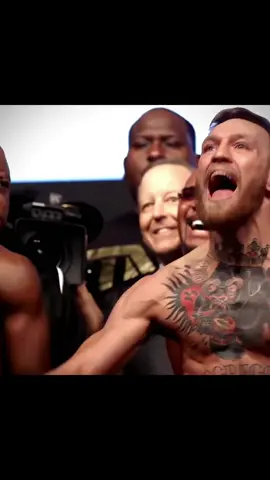 Floyd Mayweather vs Conor Mcgregor #adrianmarco 