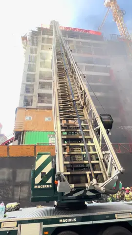 Equipo de Bomberos Chile en acción  #bomberos #bomberoschile #omegacapacitaciones 