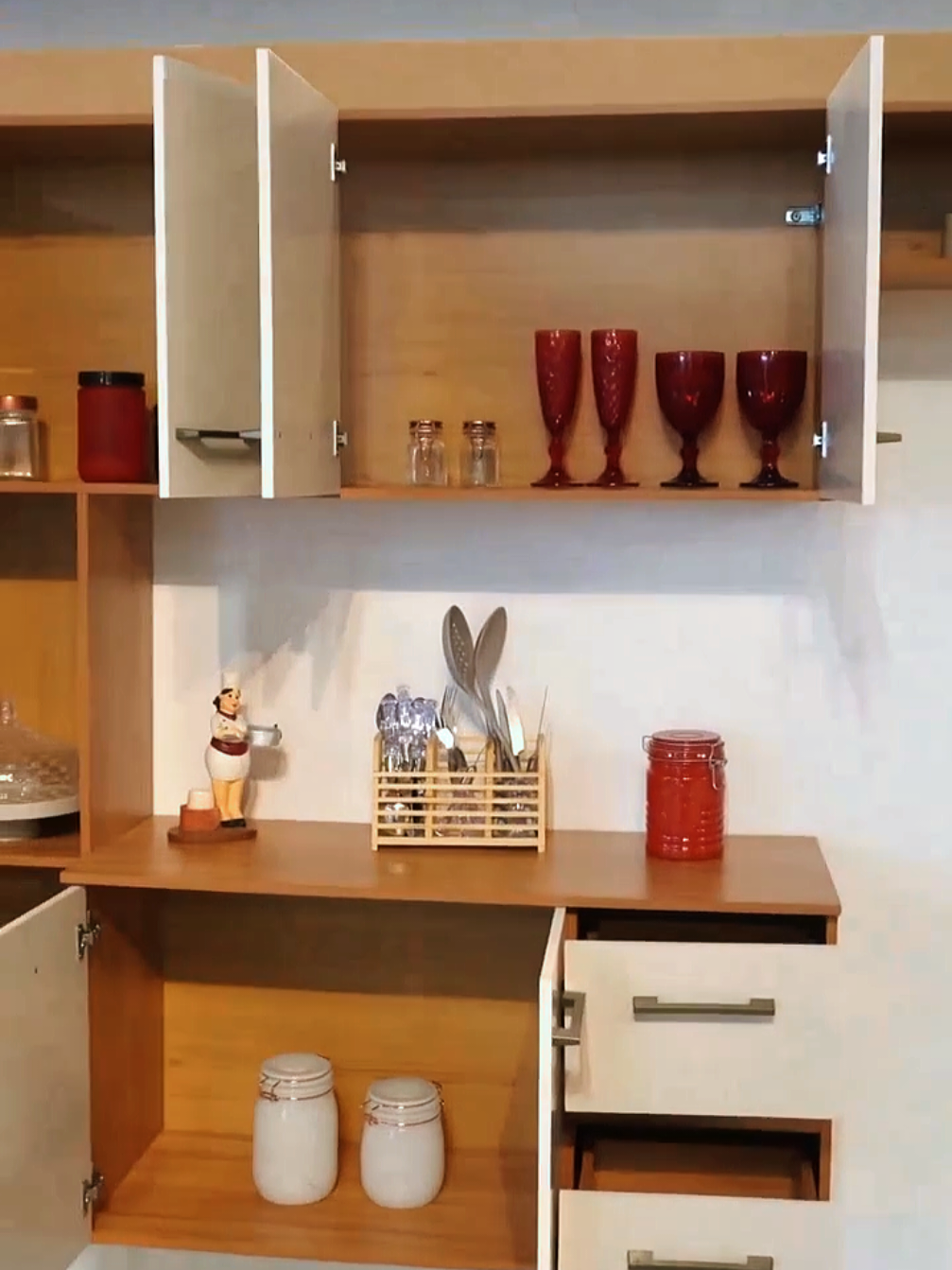 Armário de Cozinha com Balcão Maitê 7 Portas 2 Gaveta - Panorama Móveis disponível na cor Cinza tbm 😱🏃🏻‍♀️🤌🏻🔥#armario #armariodecozinha #cozinhacompacta #cozinhapratica #cozinhamodulada 