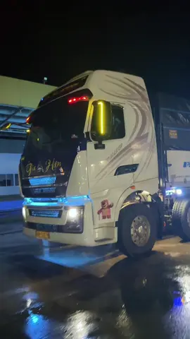 Anh em mình cứ thế thôi hẹ hẹ 😹 @Việt Đức 