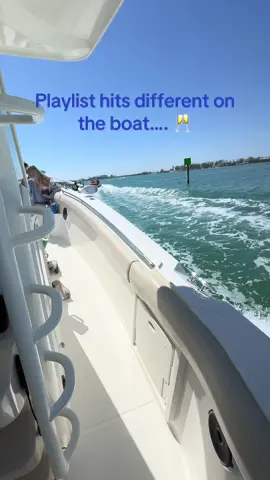 Ami summer playlist!! #boatmusic #boatlife 🥂