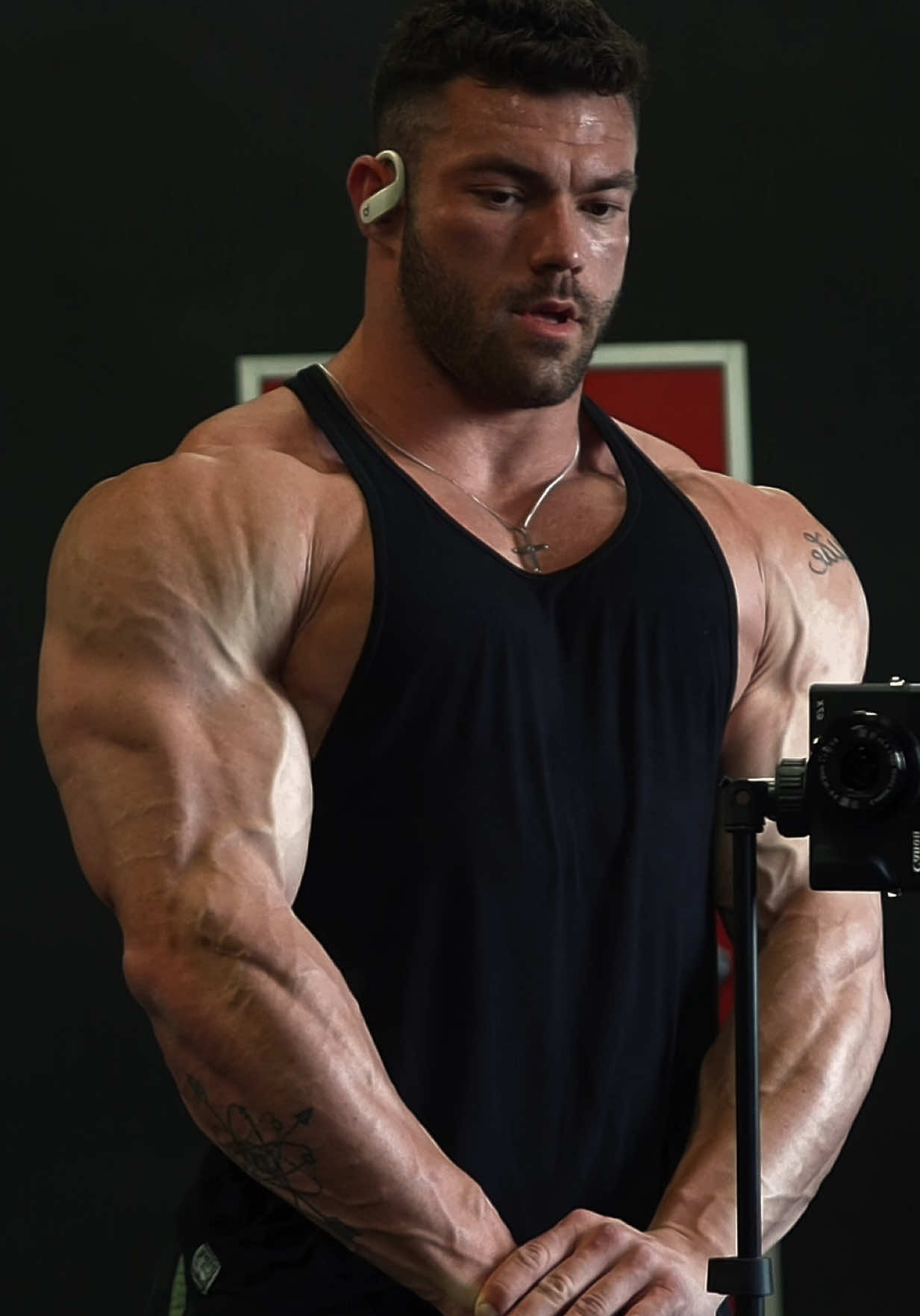 4 weeks to go #4weeksout #fyp #fypシ #fypシ゚viral #classicphysique 