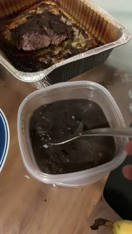 Bola de res  habichuelas negras con chicharrones arroz blanco #seguidores #chicharrones #parati 