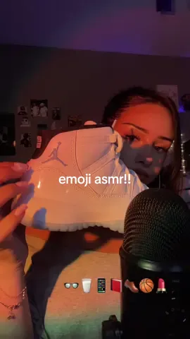 👓🥛📱📕👞🏀💄 requested by @Camo !!! #asmr #asmrvideo #lofiasmr #amateurasmr #girl #fyppppppppppppppppppppppp #sleepy #lowqualityasmr #tappingasmr #emojiasmr #request 