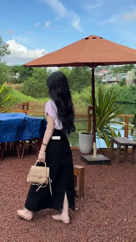 Chân váy jean dáng dài , mặc thanh lịch 