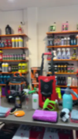 Showroom Positivo Detail, nuestro y de cada uno de ustedes que también hacen parte de que este espacio para la pasión por el Detail exista, vamos por mucho más #positivodetail #pasion #emprendedor 