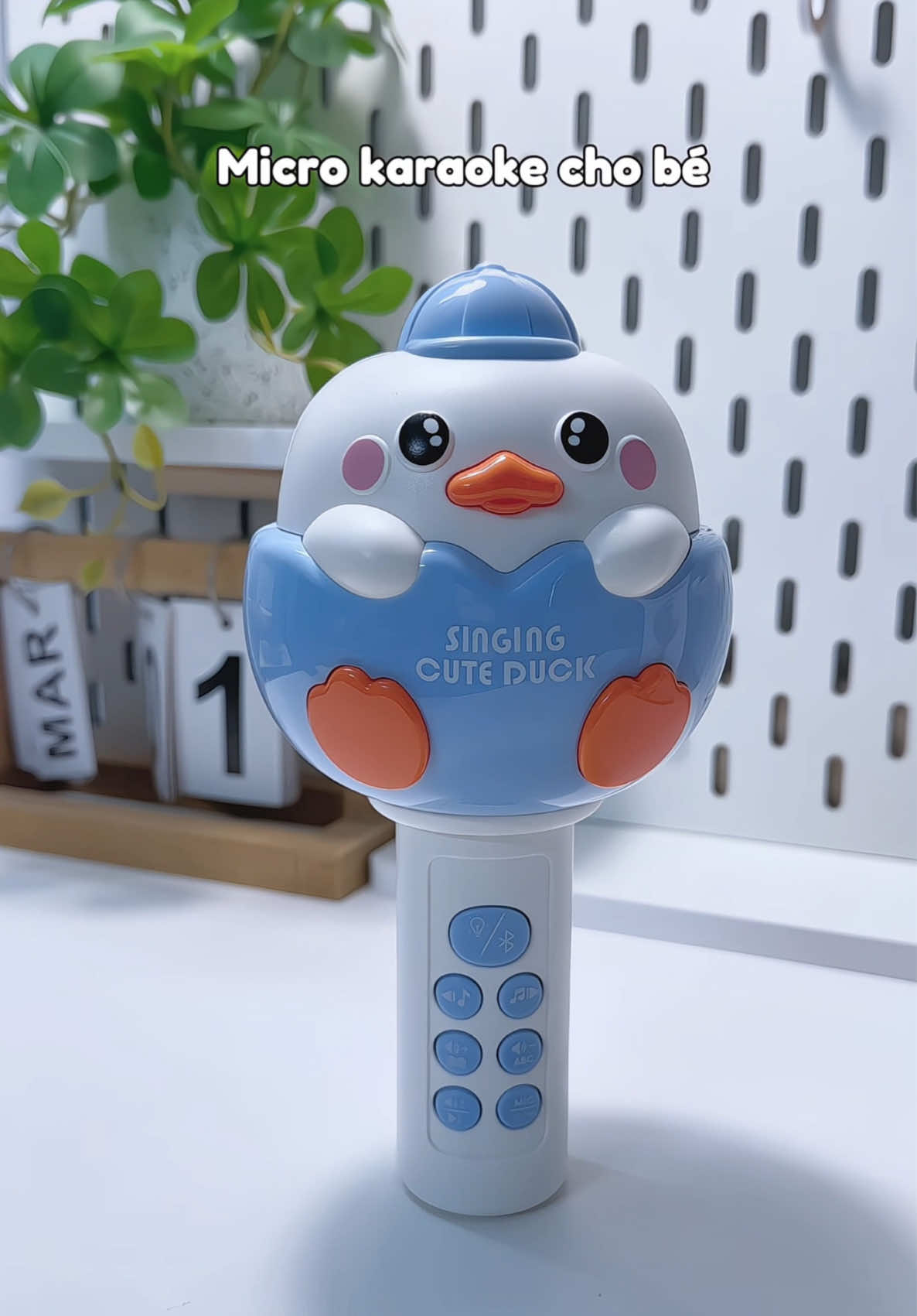 E mic mà bé nào cũng mê #microchobe #micokaraoke #dochoichobe #foryou #viral 