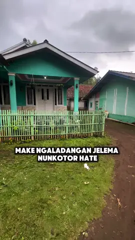 Sahina hina na jelema nya eta jelema anu sok ngahinakeun Batur #ceramahsunda #ngajidiri #ustadznanagerhana #CapCut #papatahsunda 