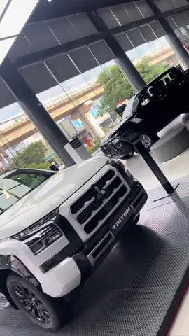 Triton Athele 2 cầu Trắng new 2025 🥰#mitsubishi #mitsubishihadong #hotro100thue #triton4x4club #xpander 