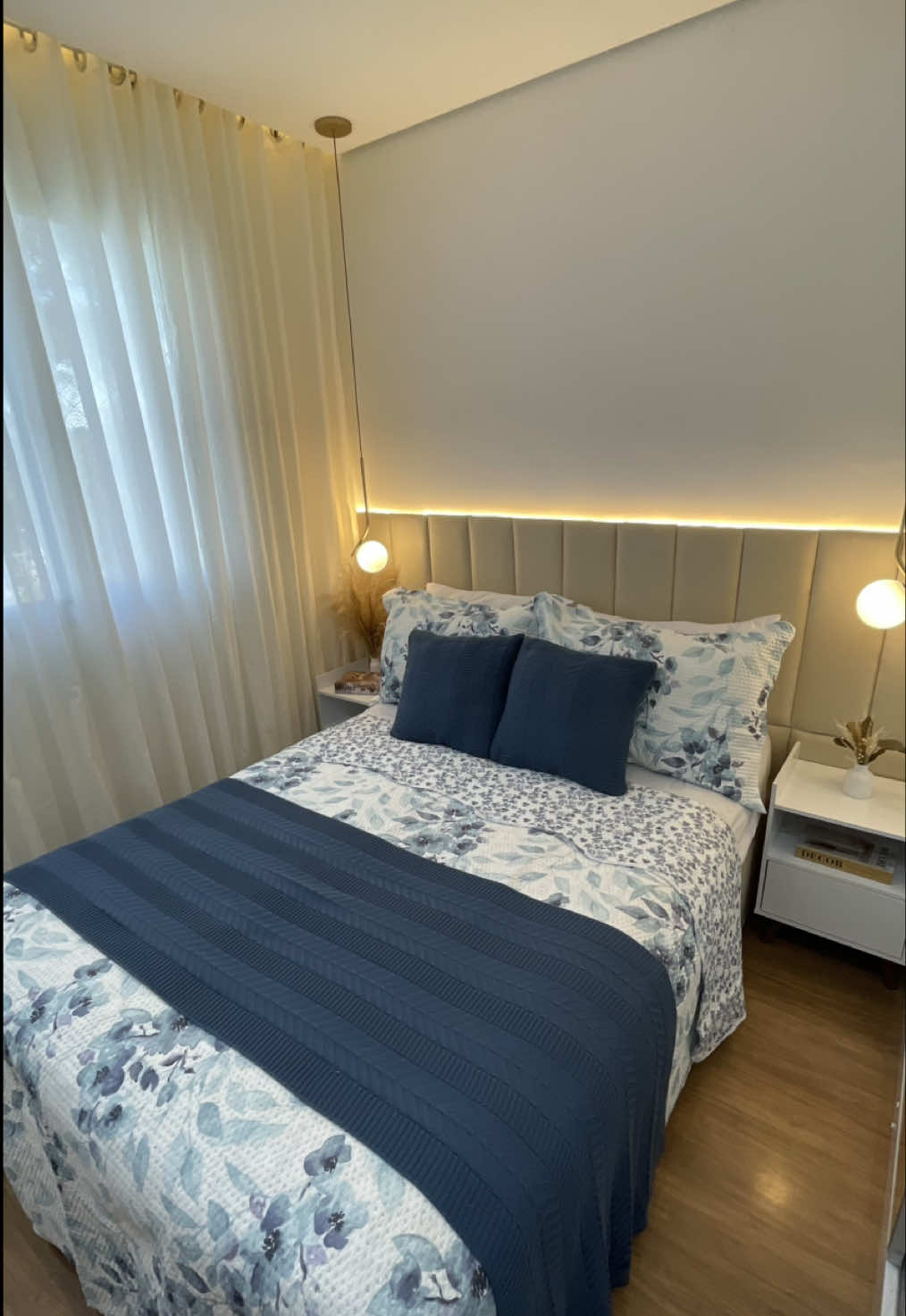 Transforme seu quarto em um verdadeiro refúgio com o cobre-leito Garden! 💙 Estampa floral em tons de azul, toque macio e leve, perfeito para renovar a decoração e trazer aconchego em qualquer estação. Disponível na loja @super25 com condições imperdíveis: • Entrega expressa para todo o Brasil • Entrega no mesmo dia em SP 🚚 • 50% OFF em todo o site + 10% OFF no Pix • Parcelamento em até 6x sem juros 🎁 Use meu cupom NOAPE903 e ganhe 10% de desconto extra em toda a loja! Não perca essa chance de unir conforto, estilo e economia. Clique no link da bio ou acesse o site da Super 25 e garanta já o seu! 💙 #Camaposta #quartocasal #apartamento #lar #ape #apto #donadecasa #casa #explorar #foryou  #cobreleito #quartoconfortável #Home #decor #tonsazuis #conforto #maternidade #inspiração #antesedepois 
