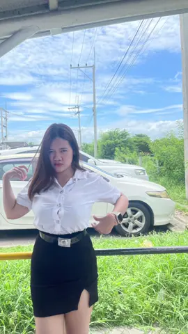 หน้าบึ้งงเป็นตูดดดดด!!!