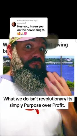 Replying to @diane0320_ #greenscreenvideo Yes we were on the news. Slinging Mac & Cheese, Pizza and such was not on my #Bingo card of life.  I have a partner that has a passion for food and feeding people. In the pursuit of trying to be a supportive partner, I am now slinging  #Pizza and feeding a #community #myslablife #dogoodthingsfornogoodreason #feedingkids #purpose #purposedriven #feedingstrangers #comingtogether #neighbor #toodles 