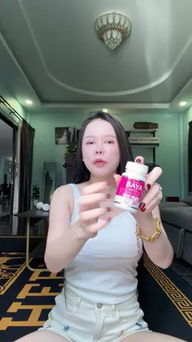 กลูต้าซายะที่มี้ขนมทานอยู่